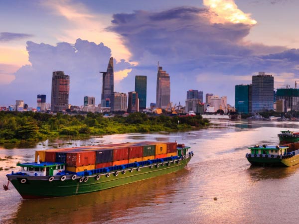 盐城到常州、盘锦到福州集装箱内贸海运航路正式开明