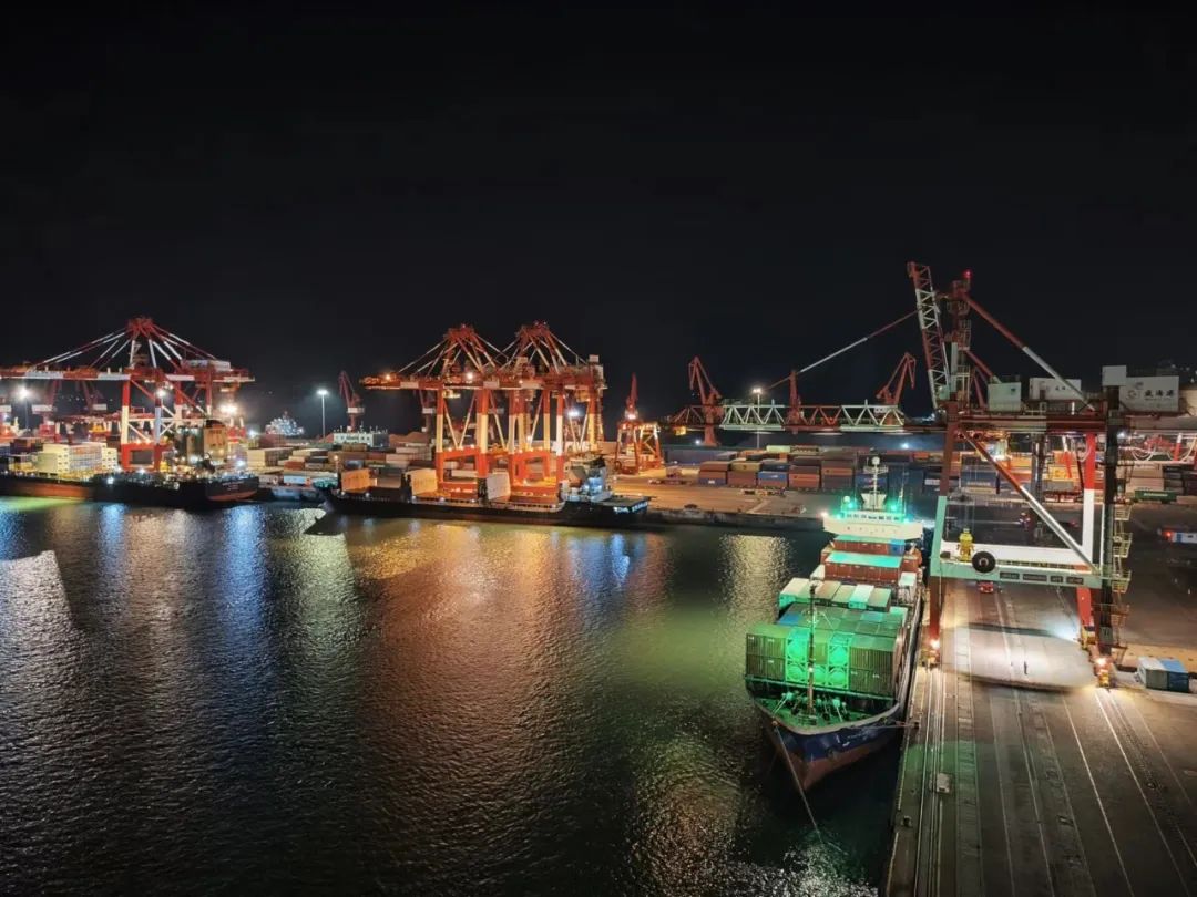 集装箱海运市场正处于风浪变幻之中