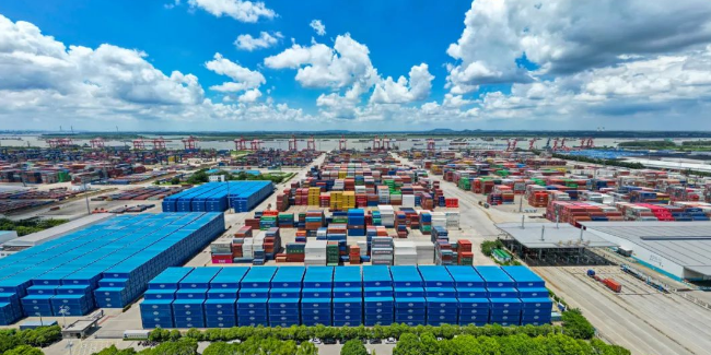 南京港将沉塑长江内河第一大港